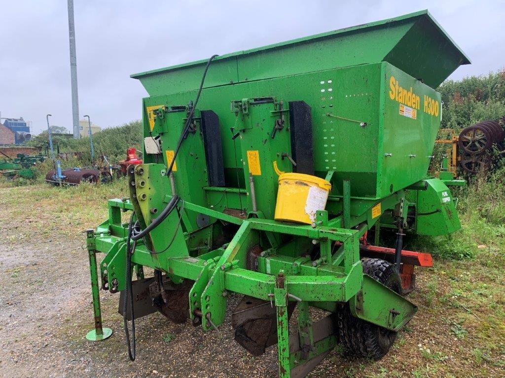 Standen Big Boy Potato Planter - Farmads