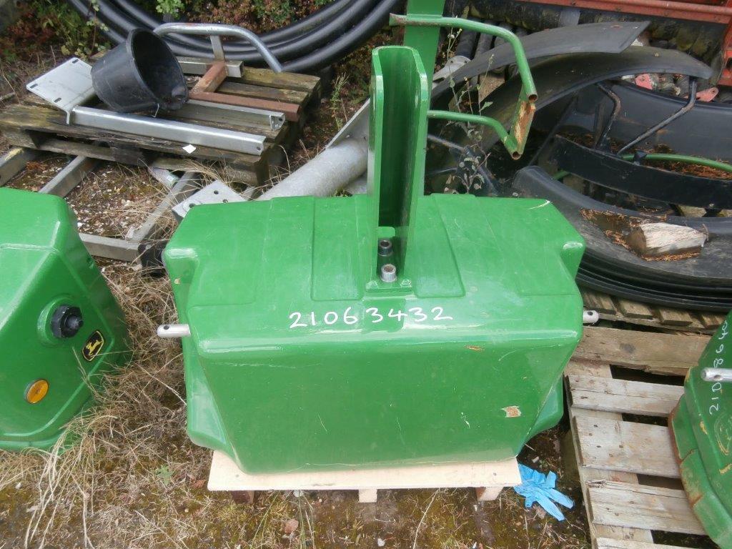 John Deere 1500kg Big Pack Weight - FarmAds