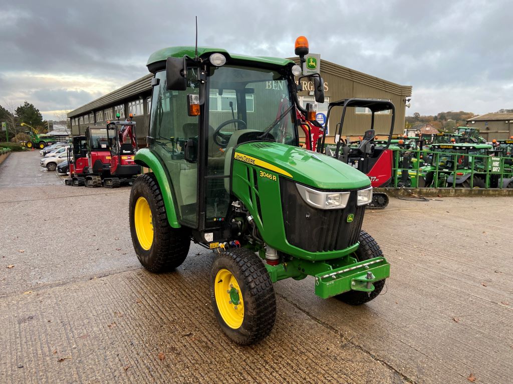 John Deere 3046r Cab Compact Tractor - FarmAds