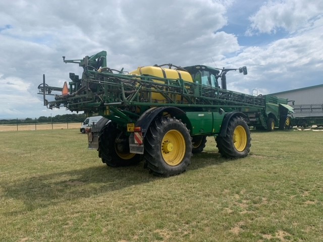 John Deere R4150i Sprayer For Sale 